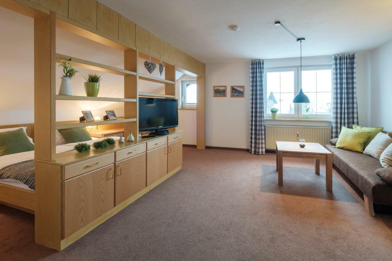 Ferienwohnungen Dorfhaus Oberstdorf Zewnętrze zdjęcie